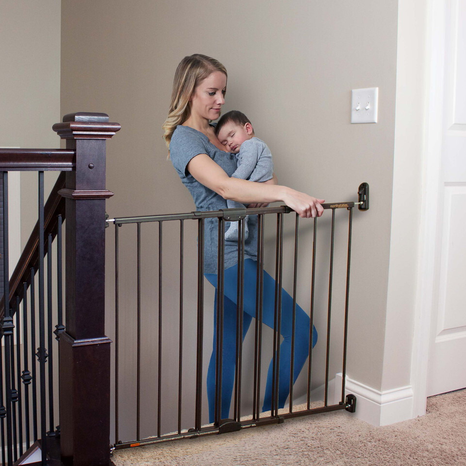 Easy Swing & Lock Baby Gate