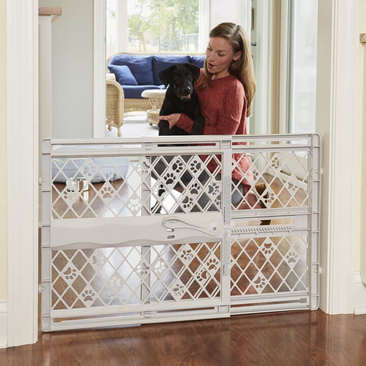 Paws Portable Pet Gate